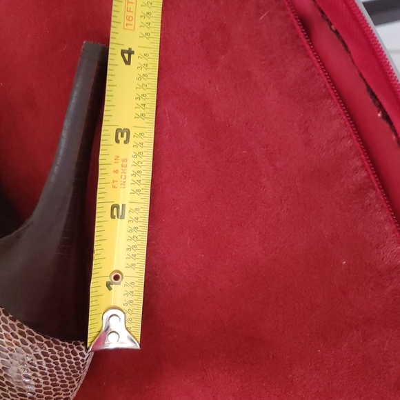 Ruffle Detail Stilettos - Picture 7 of 10